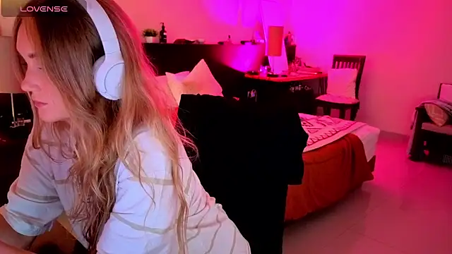 PrincessVS online show from September 21, 2025, 6:26 am