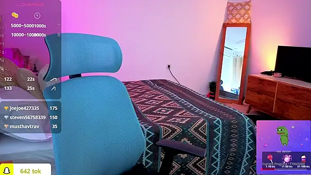 PrincessVS online show from November 7, 2025, 4:56 am