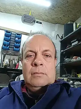 Snapshot of 1Kalandor@xh chatting on February 13, 2026, 8:32 am 1Kalandorxh online show from February 13, 2026, 8:32 am