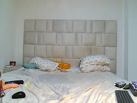 Snapshot of star_gurl chatting on November 2, 2025, 5:48 pm star gurl online show from November 2, 2025, 5:48 pm