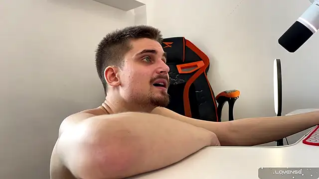 sexstar lif3style online show from February 24, 2025, 8:06 am