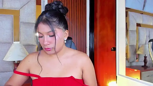 Snapshot of LinnaGardenia chatting on January 14, 2026, 1:17 pm LinnaGardenia online show from January 14, 2026, 1:17 pm