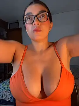 Snapshot of kathii95 chatting on April 19, 2026, 1:38 am kathii95 online show from April 19, 2026, 1:38 am