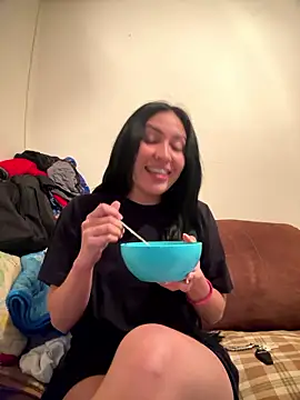 LunaAurora3 online show from January 14, 2026, 3:23 am