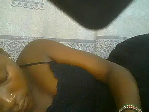 Snapshot of pretty_nanah chatting on October 6, 2025, 8:06 pm pretty nanah online show from October 6, 2025, 8:06 pm