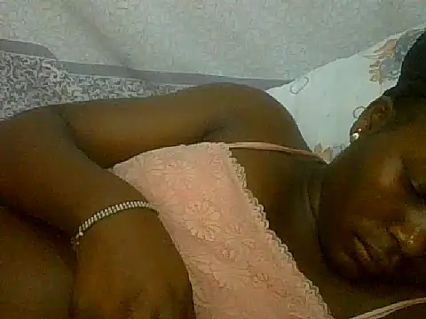 Snapshot of pretty_nanah chatting on October 10, 2025, 9:14 pm pretty nanah online show from October 10, 2025, 9:14 pm