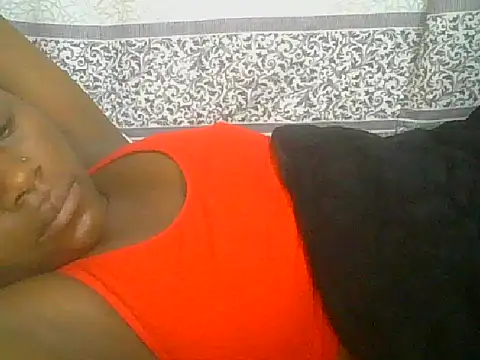 Snapshot of pretty_nanah chatting on October 14, 2025, 8:37 am pretty nanah online show from October 14, 2025, 8:37 am