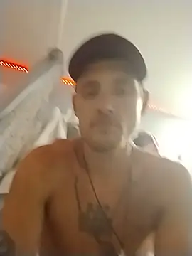selfmadestud online show from July 18, 2026, 7:12 am