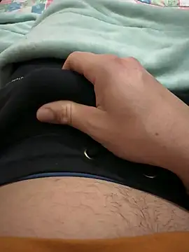 Snapshot of anonimotarado12 chatting on February 11, 2026, 7:19 pm anonimotarado12 online show from February 11, 2026, 7:19 pm