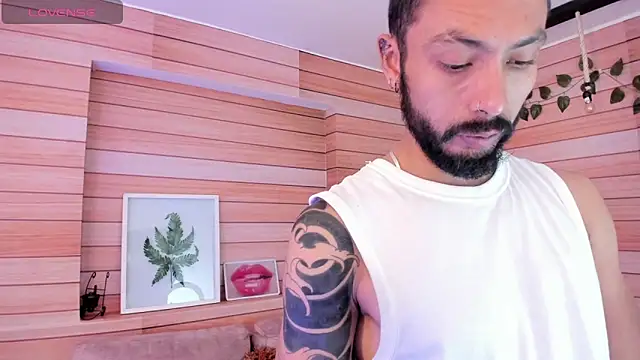 Tom cooper  online show from February 12, 2025, 1:06 pm