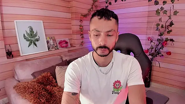 Tom cooper  online show from February 26, 2025, 1:19 pm