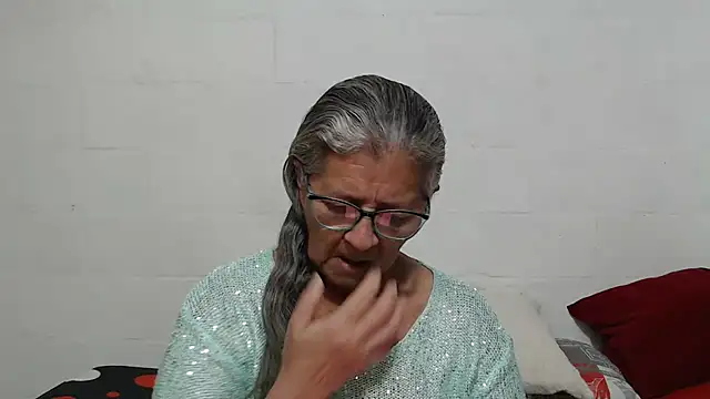 candy mature  online show from November 30, 2025, 12:20 pm