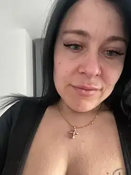 CuteNata online show from March 8, 2025, 11:48 am