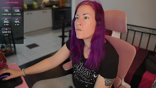 Snapshot of gennyrock chatting on January 1, 2025, 3:57 pm gennyrock online show from January 1, 2025, 3:57 pm