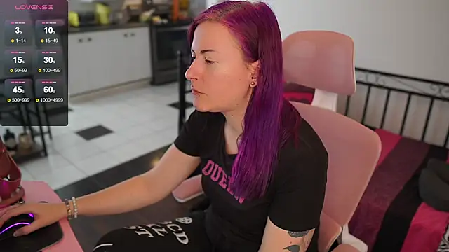 Snapshot of gennyrock chatting on January 4, 2025, 3:39 pm gennyrock online show from January 4, 2025, 3:39 pm