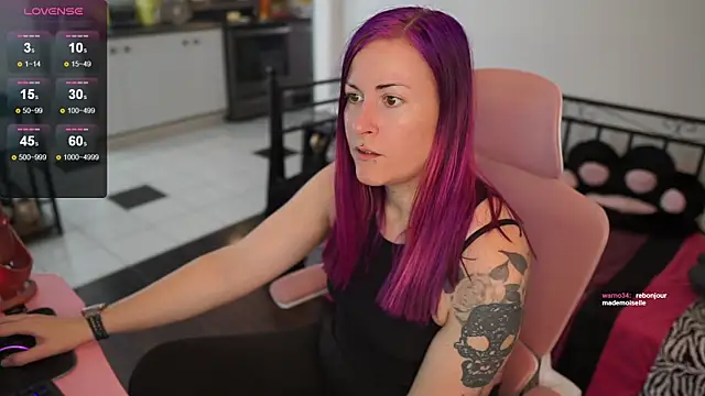 Snapshot of gennyrock chatting on January 30, 2025, 8:42 pm gennyrock online show from January 30, 2025, 8:42 pm