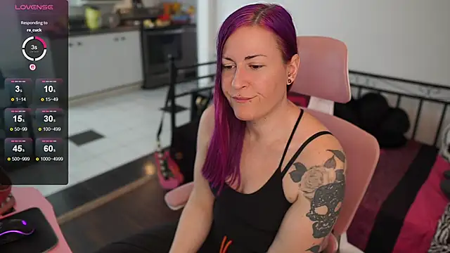 Snapshot of gennyrock chatting on February 13, 2025, 5:11 pm gennyrock online show from February 13, 2025, 5:11 pm