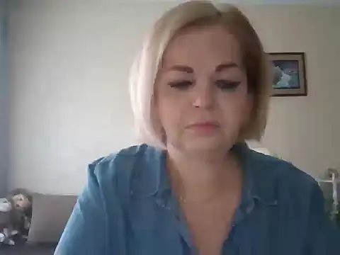 SofiyaPetrova online show from October 26, 2025, 7:47 am