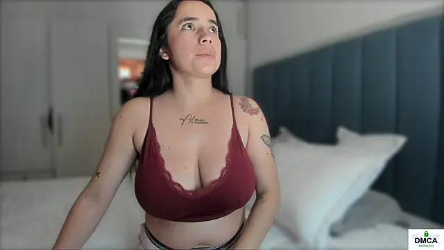  Susiee  online show from February 8, 2025, 12:49 am