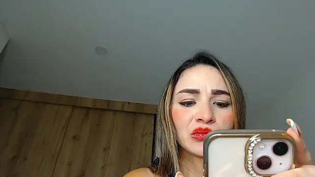 dollface17 online show from February 3, 2025, 2:47 am