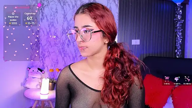 chloe blue online show from January 26, 2025, 11:50 am