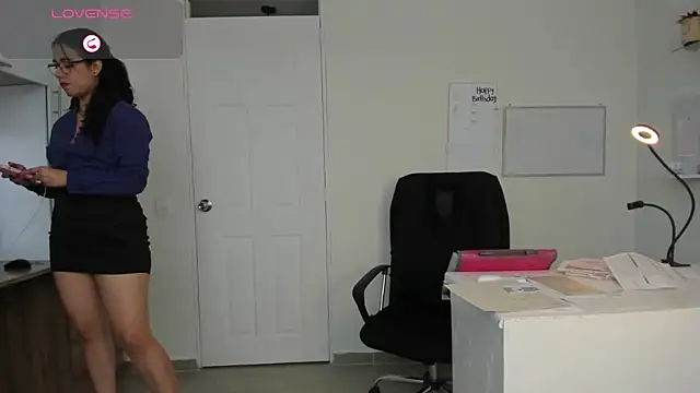 susana monroy online show from October 9, 2025, 7:01 pm