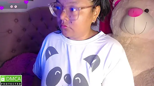 KittyHot20 online show from November 23, 2025, 2:50 pm