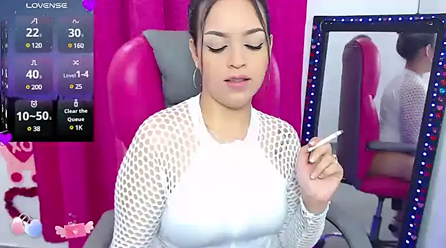 krysten ritter2 online show from December 7, 2024, 8:11 am