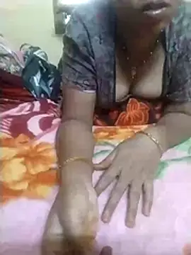 Krishporn online show from May 17, 2026, 6:33 am