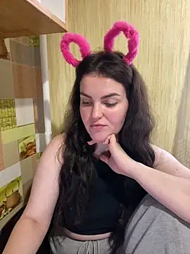 Snapshot of Karolina_llove chatting on December 22, 2024, 8:49 am Karolina llove online show from December 22, 2024, 8:49 am