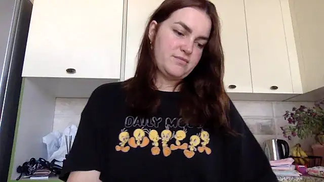 Snapshot of Karolina_llove chatting on September 21, 2025, 9:44 am Karolina llove online show from September 21, 2025, 9:44 am