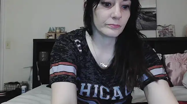 CrystalLakeXO online show from March 19, 2025, 4:25 am