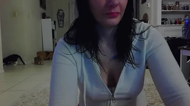 CrystalLakeXO online show from October 31, 2025, 5:52 am