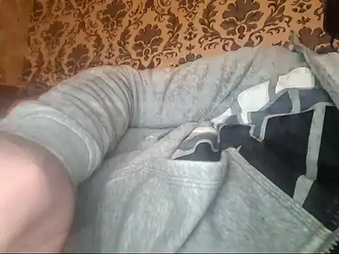 Snapshot of Basszos88i chatting on January 2, 2025, 3:40 pm Basszos88i online show from January 2, 2025, 3:40 pm