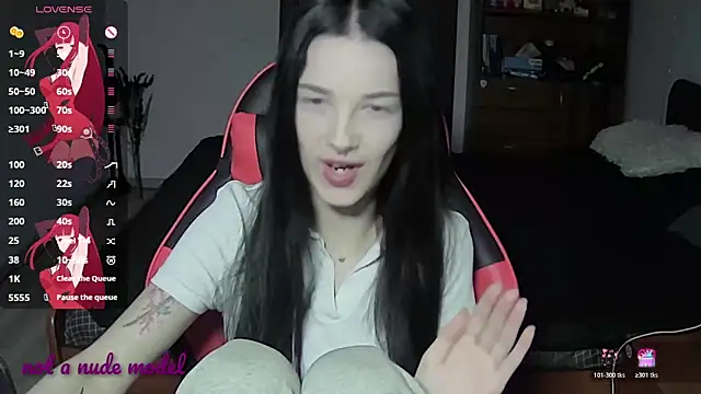 Snapshot of Miya_Dream_UKR chatting on March 8, 2026, 10:57 pm Miya Dream UKR online show from March 8, 2026, 10:57 pm