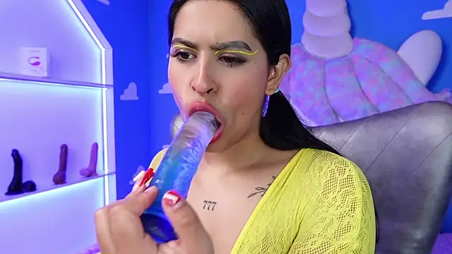 miss romyna online show from January 16, 2025, 11:04 am