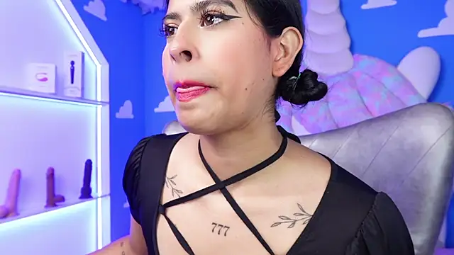 miss romyna online show from January 18, 2025, 11:00 am