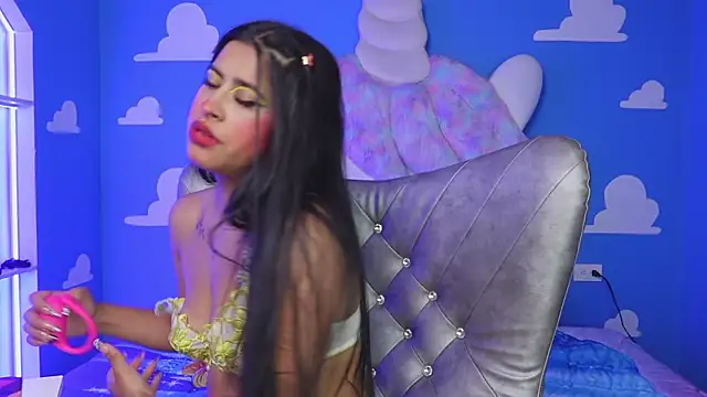 miss romyna online show from January 10, 2026, 11:01 am