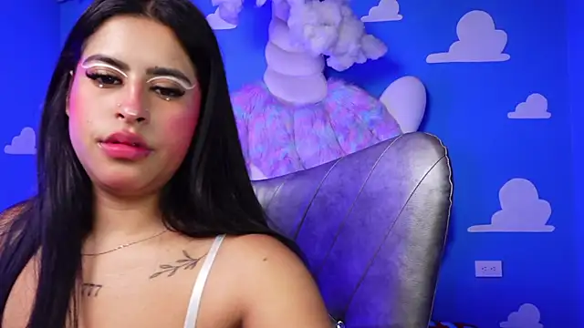 miss romyna online show from May 27, 2026, 11:07 am