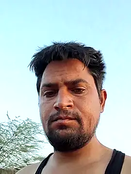 Snapshot of lovesuna chatting on May 9, 2026, 12:49 am lovesuna online show from May 9, 2026, 12:49 am