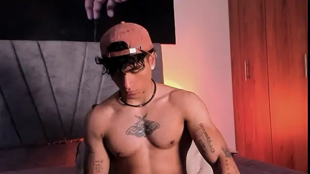 Thomas Fit1 online show from October 10, 2025, 12:42 am