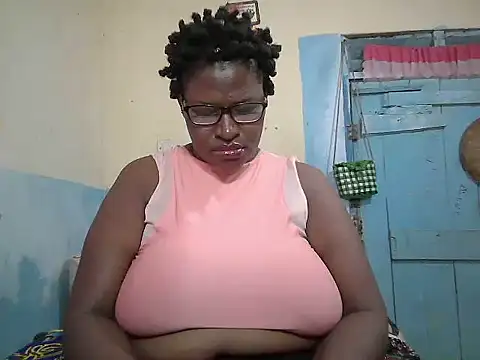 sexy bigboobss online show from July 17, 2026, 7:04 am