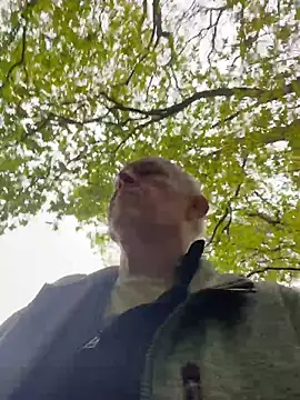 Snapshot of martxxxxx chatting on May 5, 2026, 7:38 am martxxxxx online show from May 5, 2026, 7:38 am
