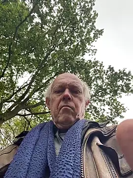 Snapshot of martxxxxx chatting on May 17, 2026, 10:00 am martxxxxx online show from May 17, 2026, 10:00 am