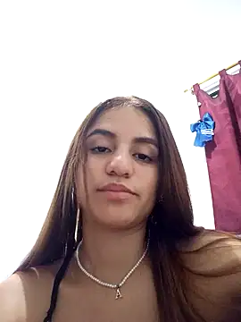 AnthonelaDuque online show from January 11, 2025, 2:41 am