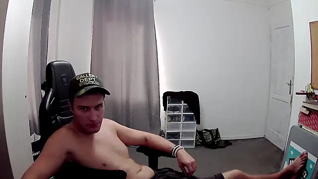 Snapshot of PKrisztian chatting on September 27, 2025, 3:17 pm PKrisztian online show from September 27, 2025, 3:17 pm