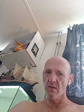 Snapshot of peterbi45 chatting on June 7, 2026, 10:52 am peterbi45 online show from June 7, 2026, 10:52 am