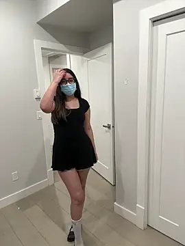 jAsMinE678 online show from March 27, 2026, 4:07 am