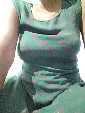 rituporna2004 online show from April 1, 2026, 2:56 am