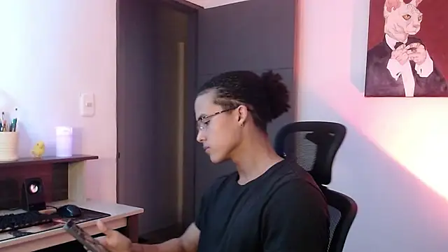 Snapshot of alejo_x3 chatting on February 12, 2025, 12:27 am alejo x3 online show from February 12, 2025, 12:27 am